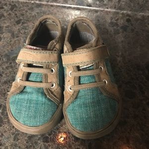 Keens size 7 toddler